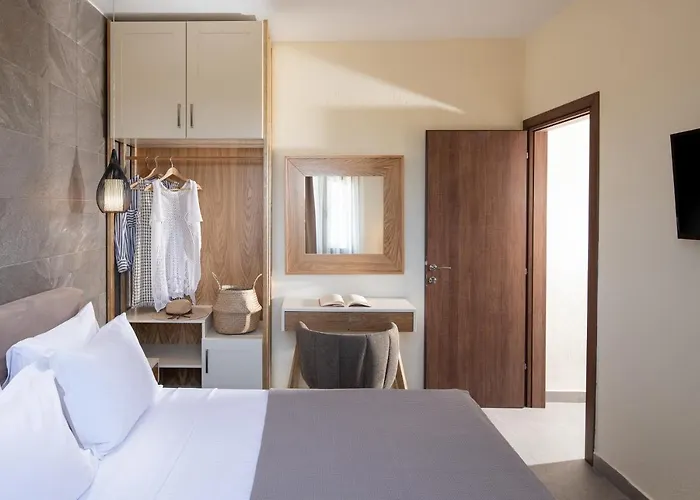 Hotel de apartamente Naiada Nikiti (Sithonia)