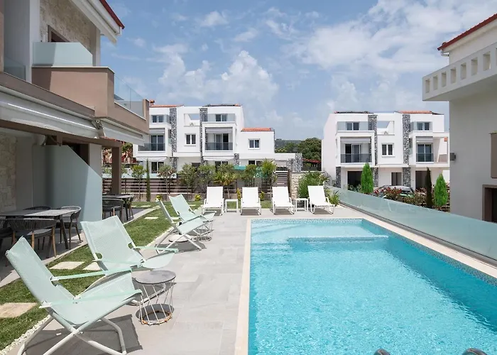 Hotel de apartamente Naiada Nikiti (Sithonia)