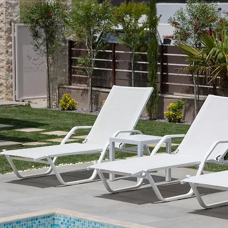 Naiada Apartmanhotel 4*