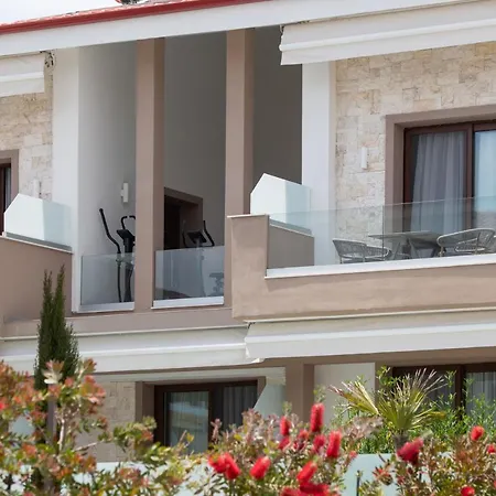 Apartmanhotel Naiada Nikíti