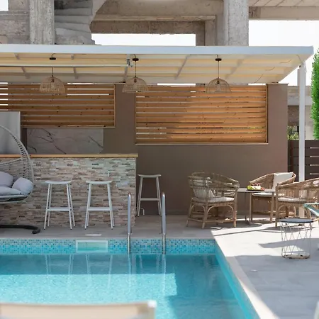 Naiada Apartmanhotel 4*